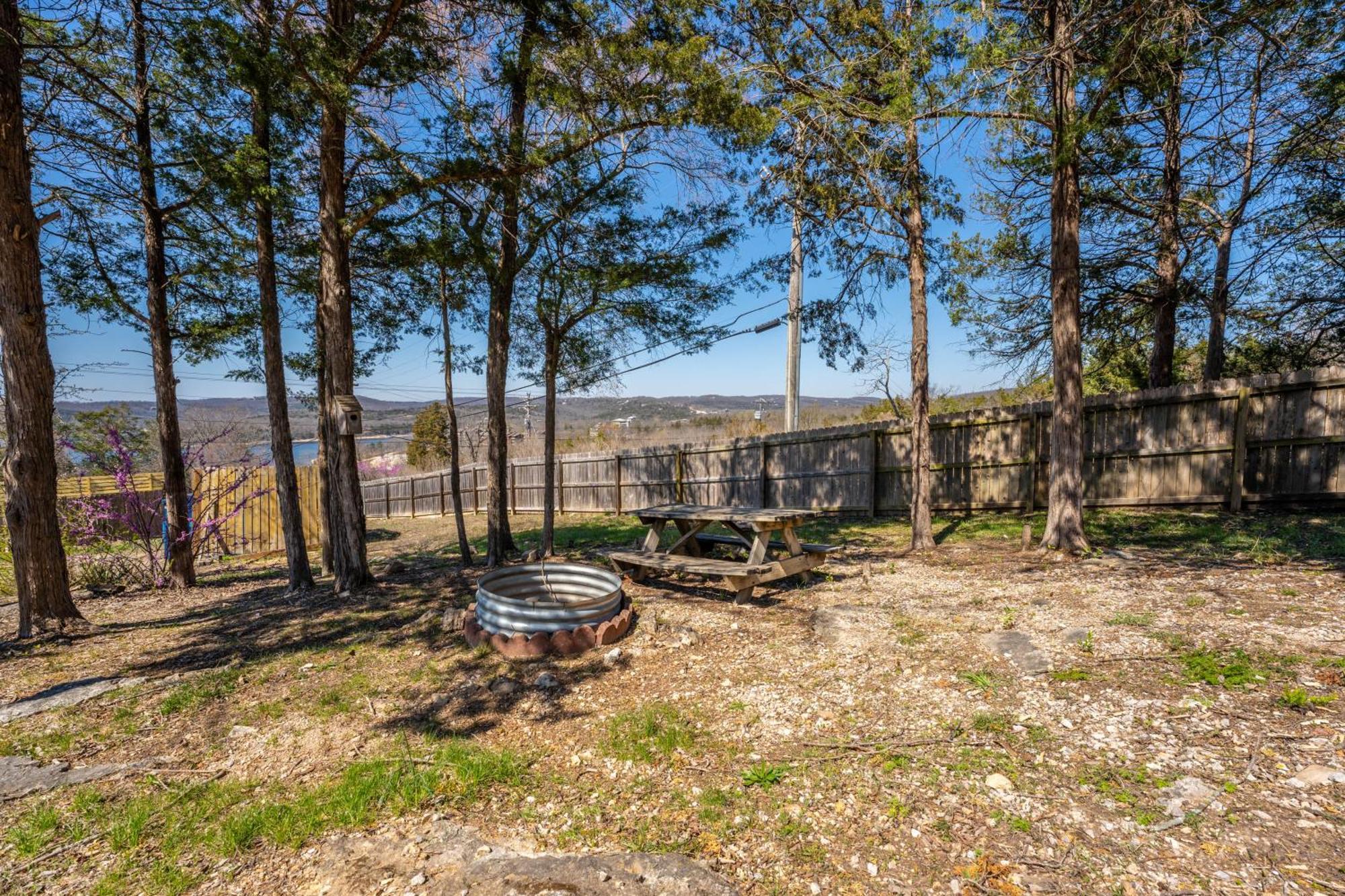 1 Indian Point Near Sdc, Table Rock Lake, Marinas, & Hébergement de vacances Branson